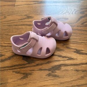 Ten Little Splash Sandals